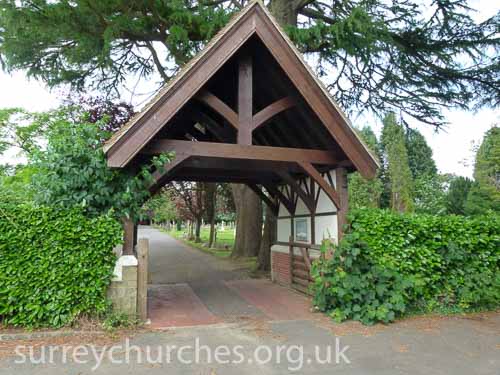photo of Cranleigh Cemetery main entrance